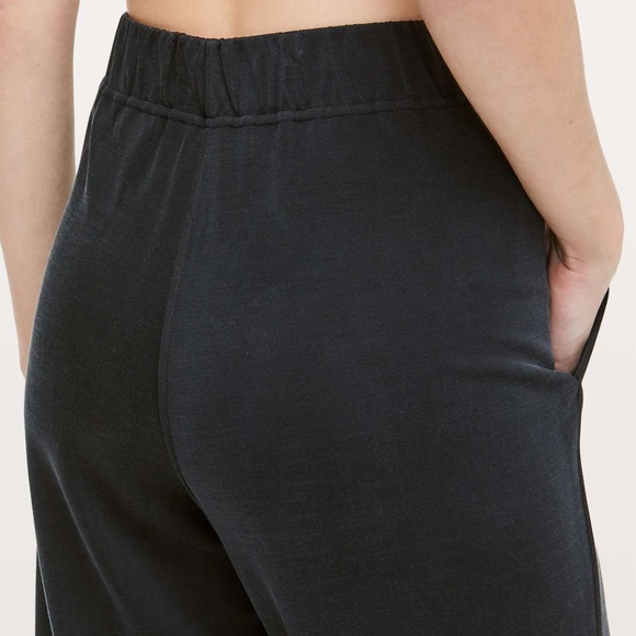 Lululemon Lab Rappu Jogger - Picture 4 of 8